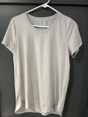 Athleta Light Gray Short Sleeve Crew Tee - Heathered